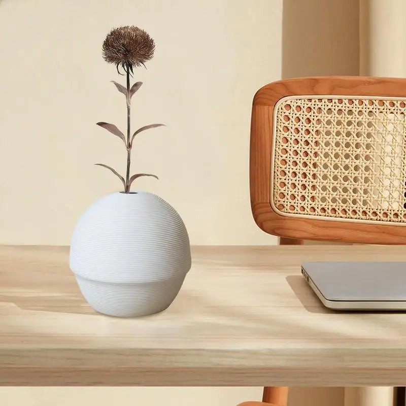 Boho Small Ceramic Vase: Stylish Decor