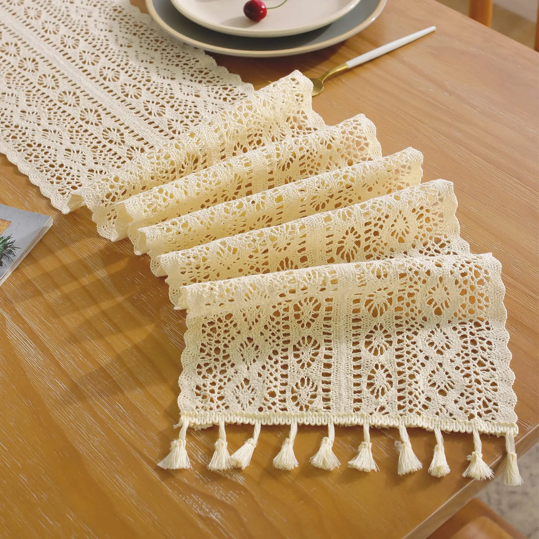 Beige Cotton Lace Table Runner Vintage
